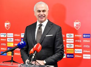 ZVEZDA OBAVILA PROZIVKU: 36 igrača na spisku – Terzić i Milojević bili kristalno jasni – ‘TITULA!’ (VIDEO)