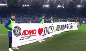 EMOTIVAN MOMENAT U RIMU: Lacio i Bolonja se oprostili od legendarnog Siniše Mihajlovića! (VIDEO)