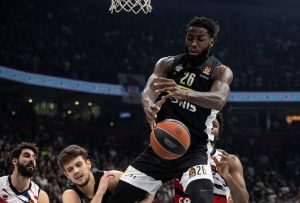 LESOR SE OBRATIO NOVINARIMA NA SRPSKOM: ‘Ajde brže je**te! Propuštam najvažniju stvar!’ (VIDEO)