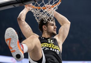 TRIFUNOVIĆ JEDAN OD JUNAKA POBEDE: „Pogodio nas je poraz od Makabija – možemo biti još bolji!“