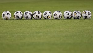 HRVATSKOM REPREZENTATIVCU PROPAO VELIKI TRANSFER: Zaigrao mali fudbal, pa se povredio u ‘balonu’! (FOTO)