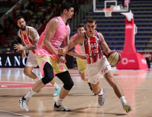 BLISTAVI TOPIĆ DOMINIRAO NA DEBIJU: Nisu ga poremetili problemi oko transfera!