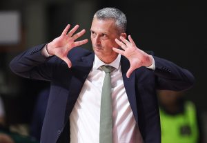 RADONJIĆU OTKAZ!? PAO se okrenuo drugom rešenju – Italijanski stručnjak na korak od Grčke!