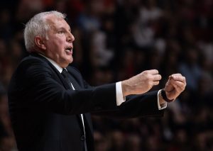 EVO KAKO JE IZGLEDAO DOČEK ZA ŽELJKA OBRADOVIĆA: Klanjao se Grobarima, Delije iznenadile! (VIDEO)