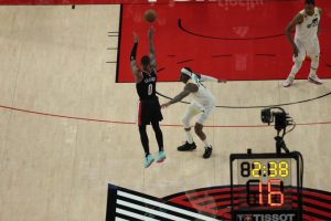 NE PAMTI SE OVAKVA ŠUTERSKA KLINIKA: Erupcija Lilarda sa 60 poena! (VIDEO)