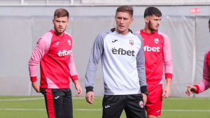 ZBOG NJEGA ZMAJEVI LETE PO TERENU: Uroš Nikolić – kondicioni trener FK Voždovac!