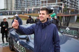 SOCCERBET URUČIO KLJUČEVE DOBITNIKU U PRVOJ FAZI NAJVEĆE NAGRADNE IGRE NA BALKANU