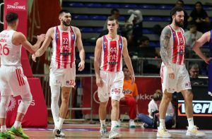 SIN NAŠEG POZNATOG KOŠARKAŠA IGRA FANTASTIČNO: Budućnost srpske košarke! (VIDEO)