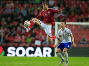 NEĆETE VEROVATI ŠTA JE URADIO: Niklas Bendtner je posebna vrsta ludaka! (VIDEO)