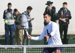 NOVAK NA PRAGU OSMINE FINALA U DUBAIJU: Čeh uspeo da napravi jedan brejk, ali Đoković ipak vodi!