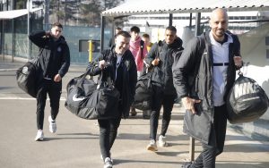 CRNO-BELI KRENULI ZA MOLDAVIJU: Fudbaleri Partizana žele pozitivan rezultat u Kišinjevu! (VIDEO)