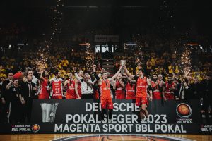 BAJERN OSVOJIO KUP NEMAČKE: Lučić nosio „bavarce“ do novog trofeja!