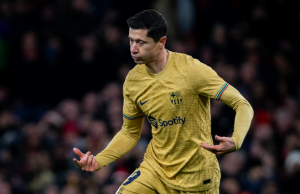 UŽASAN POTEZ FATIJA NALJUTIO LEVANDOVSKOG: Poljski napadač mu održao lekciju! (VIDEO)