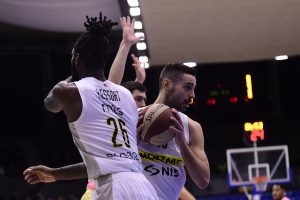 DEMONSTRACIJA SILE CRNO-BELIH: Partizan razigran, Mega potpuno nemoćna! (FOTO)