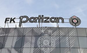 ZVEZDA ‘PECNULA’ PARTIZAN: ‘Gde vam je struja?’