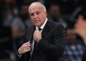 OBRADOVIĆ OSTAO ZAGONETAN: „Od lekarskog tima zavisi koga vodimo u Niš“!