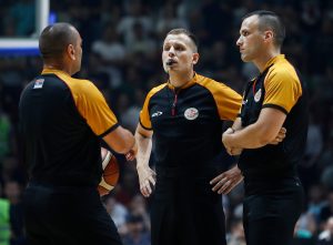 POMALO IZNENAĐUJUĆ ODABIR SUDIJA: Evo ko će deliti pravdu Partizanu i Zvezdi u polufinalu Kupa Radivoja Koraća!