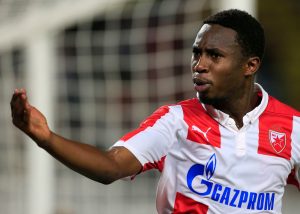 MBOĐ ‘BACIO’ DELIJE U TRANS, SENEGALAC NA SRPSKOM SLAVIO POBEDU: ‘Idu mi suze od sreće! Kakva mu*a, kakvo srce, volim te Zvezdo!’