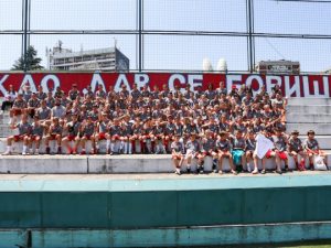 ZVEZDA SPREMILA IZNENAĐENJE ZA NAJMLAĐE NAVIJAČE: ‘Dođi na utakmicu protiv Čukaričkog i obezbedi mesto na kampu!’ (VIDEO)