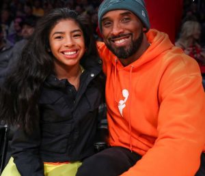 KOBIJEV DRES IZ MVP SEZONE STAVLJEN NA AUKCIJU: Procenjuje se suma između 5 i 7 miliona dolara!