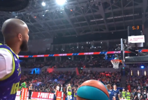 BIVŠI KOŠARKAŠ PARTIZANA NAJBOLJI TROJKAŠ VTB LIGE: Zapalio je mrežicu i obeležio Ol-star! (VIDEO)