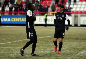 SRAMOTA U KRUŠEVCU: Rasistički povici prema igračima Partizana! (VIDEO)