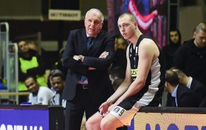 PARTIZAN OBJAVIO SPISAK ZA KUP RADIVOJA KORAĆA: Obradović precrtao dva stranca i uvrstio mlade nade!