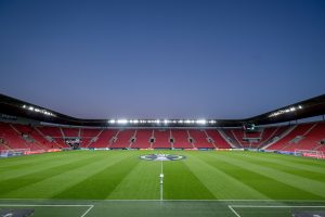 BITKA ZA POLUFINALE LIGE KONFERENCIJA: Jović sa Fiorentinom protiv Poljaka, čeka nas okršaj Genta i Vest Hema!