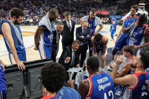 REAL IZGUBIO OD EFESA I RAZOČARAO PARTIZAN: Miciću i ekipi meč sa crno-belima prekretnica!