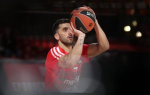 ZVEZDINA SJAJNA PRVA I LOŠA DRUGA DEONICA: Bajern ima prednost na poluvremenu! (VIDEO)