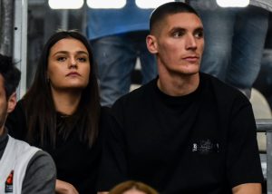 GROBARI PREPLAVILI BOLONJU: Među navijačima na tribinama dosta poznatih lica! (FOTO)