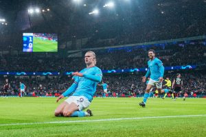 HALAND SE SINOĆ PRIDRUŽIO ODABRANOM DRUŠTVU: Evo ko je još postizao pet golova na jednoj utakmici Lige šampiona! (VIDEO)