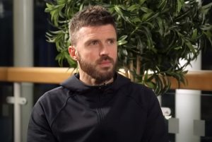 MAJKL KERIK BI MOGAO DA PREUZME KLUPU ENGLESKOG PREMIJERLIGAŠA: Bivši fudbaler Mančester junajteda pred novim izazovom!