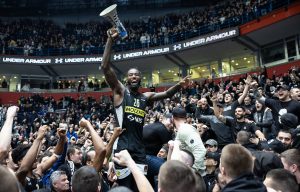 ‘SVI U RUPU’: Grobari pecnuli večitog rivala i pozvali na mobilizaciju! (FOTO)