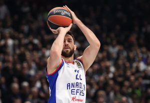 MICIĆ IPAK NIJE OZBILJNIJE POVREĐEN: Srpski reprezentativac počeo sa treninzima – Ataman otkrio sve detalje!