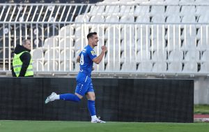 RADNIK POVEO PROTIV PARTIZANA U HUMSKOJ: Nastavlja li se ponor crno-belih?! (VIDEO)