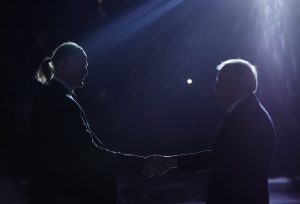 STIGLA PODRŠKA IZ HUMSKE: Fudbaler Partizana uz crno-bele protiv večitog rivala! (FOTO)