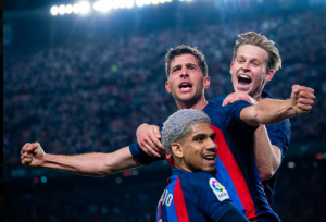 PSŽ PORAŽEN, A MESI IZVIŽDAN NA PARKU PRINČEVA: Iz Barselone poručuju – „Ne zaslužuje to, čekamo ga raširenih ruku!“ (VIDEO)