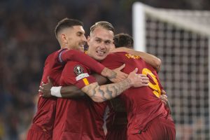 GOLEADA U LIGI EVROPE: Roma rutinski protiv Sosijedada, Arsenal izbegao poraz u Lisabonu! (VIDEO)