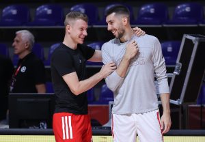 VELIKA DRAMA SRPSKOG ASA U MILANU: Jaramaz hospitalizovan u Italiji, Bajern zahvalan protivničkom timu!