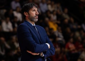 MUMBRU ZADIVLJEN KAMPACOM: „Zvezda sa njim i bez njega nije isti tim – pali smo u drugom poluvremenu!“ (FOTO)