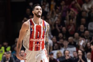 EMOTIVNI VILDOSA: „Imao sam lične probleme, sra**a prenosio na teren…“ (VIDEO)