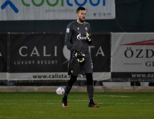 ČEKAO NA DEBI OD 2019. GODINE: Dug put Vasiljevića do prvog zvaničnog nastupa u crveno-belom dresu! (FOTO)