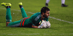 HEROJ ČUKARIČKOG POPUT BUFONA, GODINE MU NE MOGU NIŠTA: Belić timski uspeh stavlja u prvi plan!