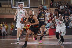 MAKABI NADIGRAO FENER: Obradovićev Monako razbio Panatinaikos!