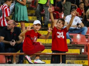 SJAJNA AKCIJA CRVENO-BELIH: Nagrada za najmlađe navijače!