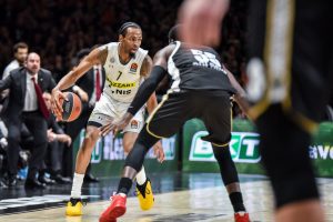 PARTIZAN SLOMIO OTPOR VIRTUSA, NEMOĆNIM ITALIJANIMA NIJE POMOGAO NI TEODOSIĆ: Velika pobeda crno-belih u Bolonji! (FOTO) (VIDEO)