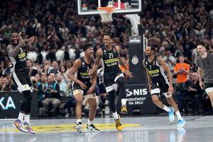 ČUDO JE POTREBNO DA „CRNO-BELI“ NE UĐU U TOP 8: Partizan progutao Madriđane u grotlu Arene! (FOTO)
