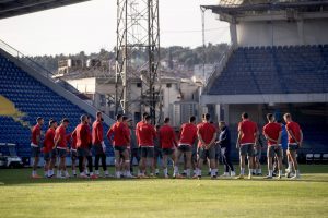 SVE JE SPREMNO ZA VEČERAŠNJI SPEKTAKL: Fudbalski savez Crne Gore objavio koliko je karata prodato za večerašnju utakmicu! (FOTO)