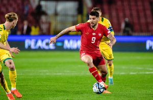 ALEKSANDAR MITROVIĆ OPREZAN PRED UTAKMICU SA CRNOM GOROM: ’Pobeda u Bugarskoj je novi vetar u leđa, žele pred svojim navijačima da nastave niz!’